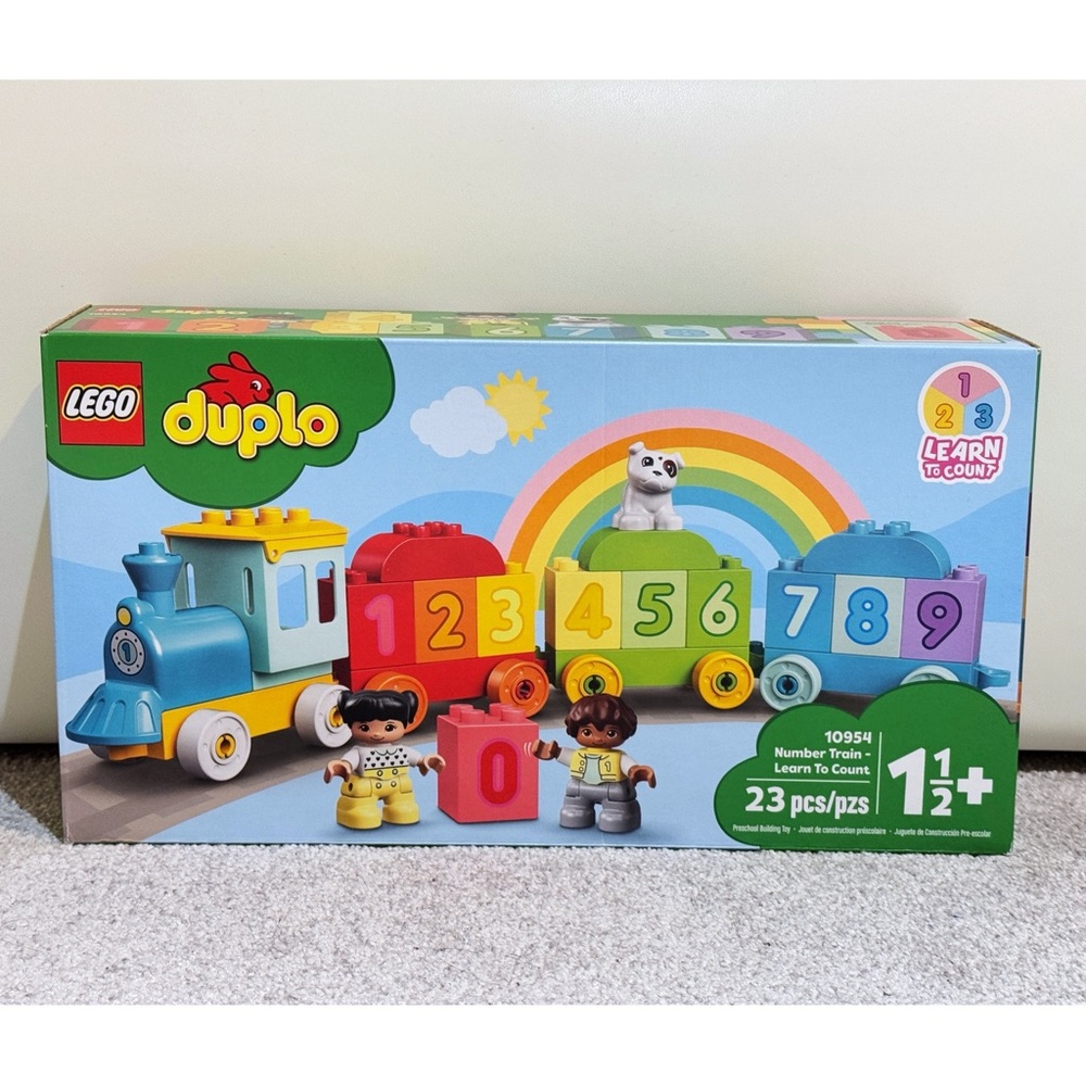 NWT Lego duplo number train